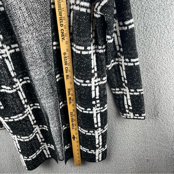 Nine West Women’s Large Clean Collar Coatigan Black White & Silver Sweater NWT - Picture 9 of 16